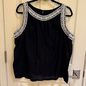 Old Navy Black Top with White Embroidery perfect for dressing up!